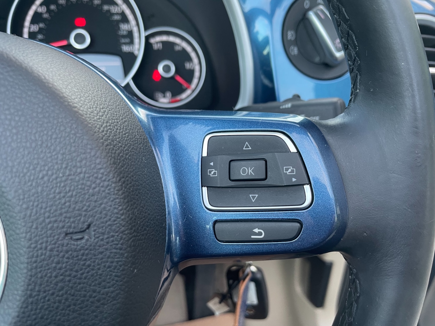 Used Volkswagen Beetle 2016 for sale - 76736559: Photo 14