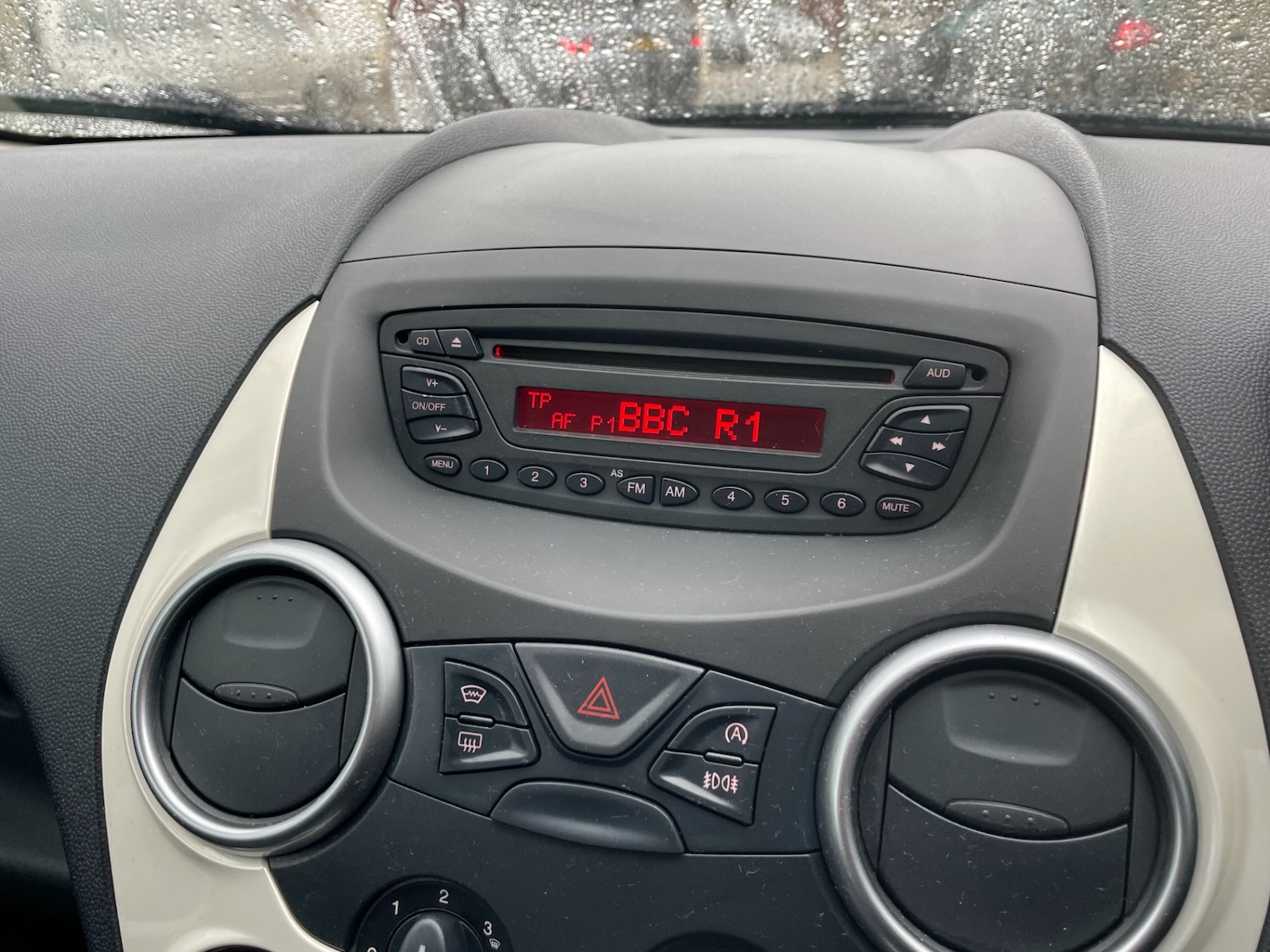 Used Ford Ka 2013 for sale - 76968659: Photo 11