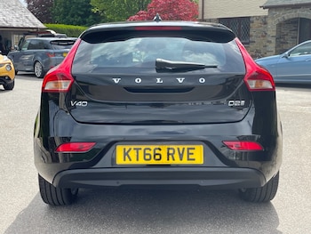 Used Volvo V40 2017 for sale - 78464111: Photo