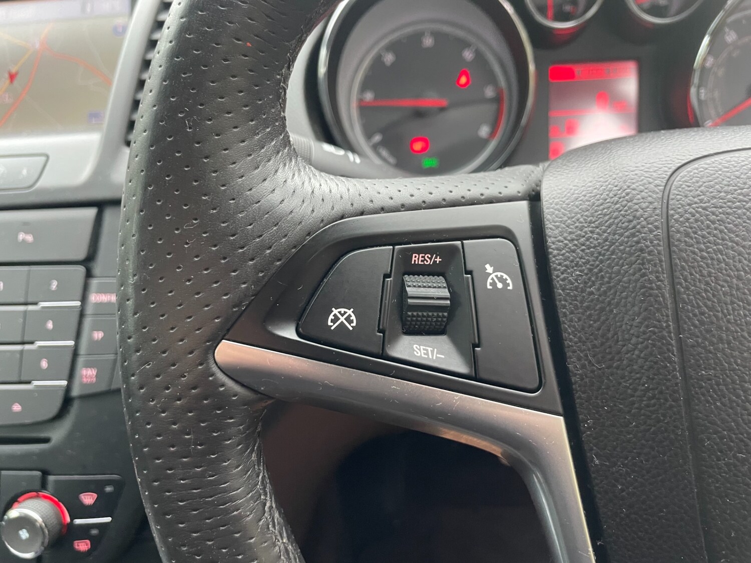 Used Vauxhall Insignia 2012 for sale - 76476904: Photo 12