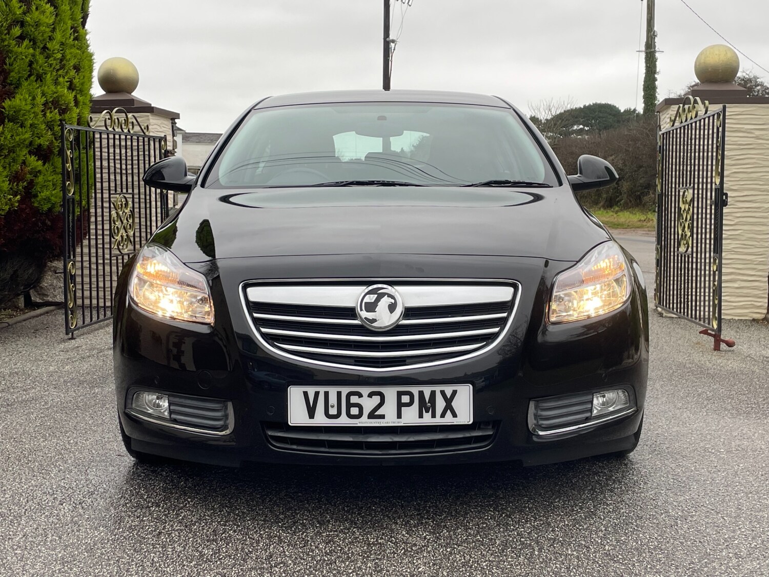 Used Vauxhall Insignia 2012 for sale - 76476904: Photo 2