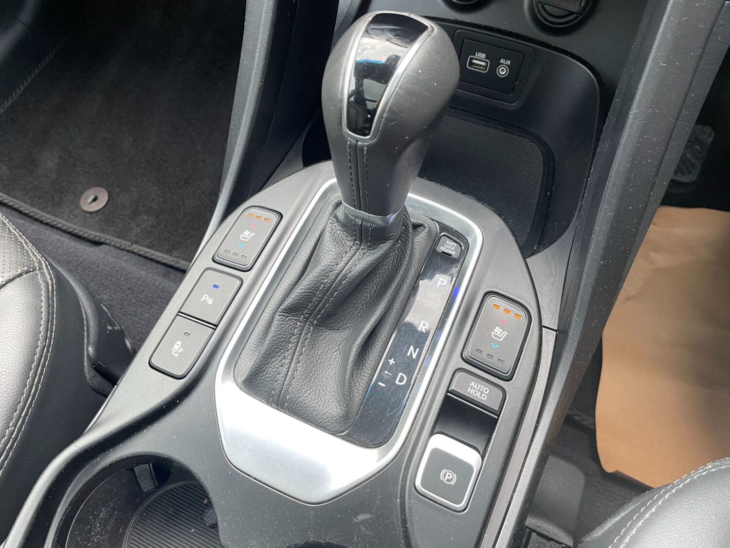 Used Hyundai Santa Fe 2015 for sale - 77195822: Photo 12