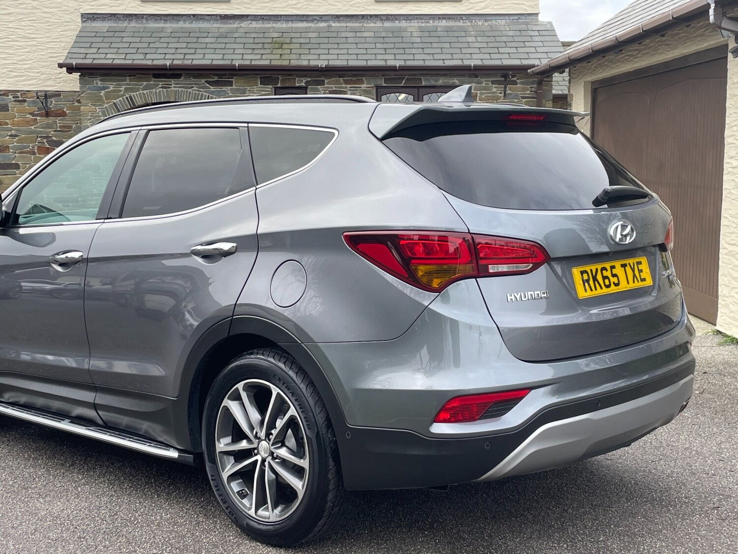 Used Hyundai Santa Fe 2015 for sale - 77195822: Photo 19