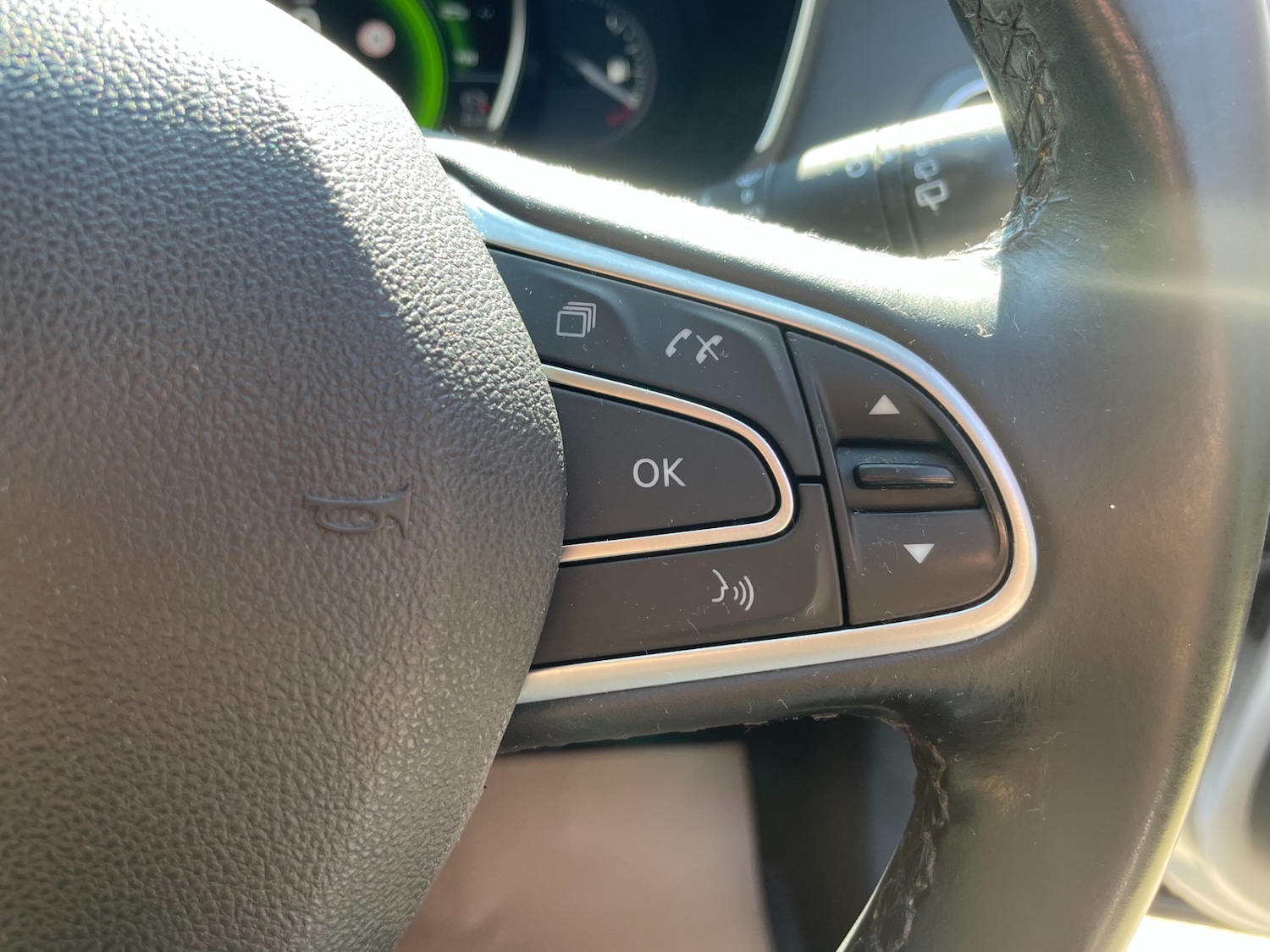 Used Renault Megane 2016 for sale - 77947160: Photo 15