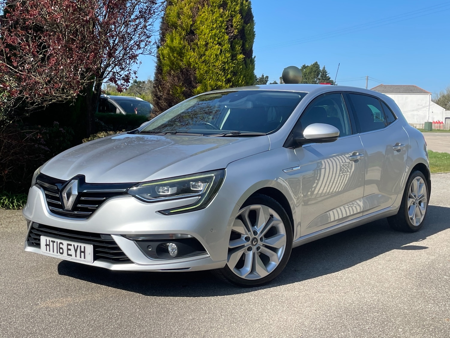 Used Renault Megane 2016 for sale - 77947160: Photo 3