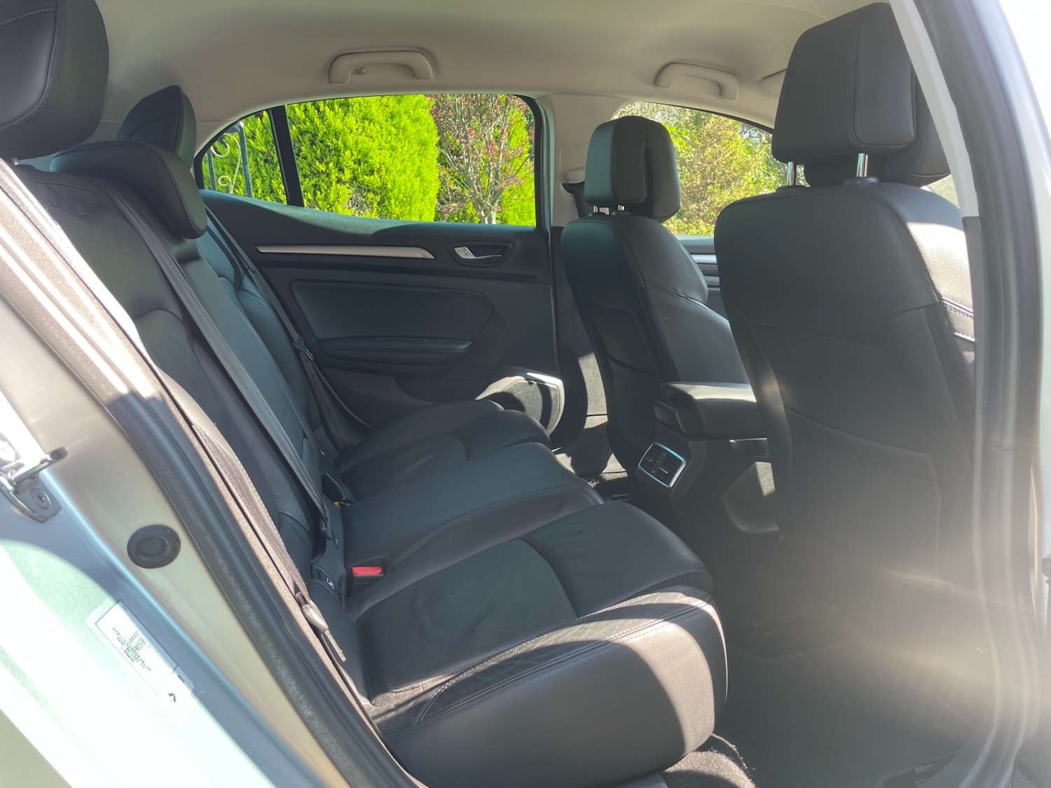 Used Renault Megane 2016 for sale - 77947160: Photo 5