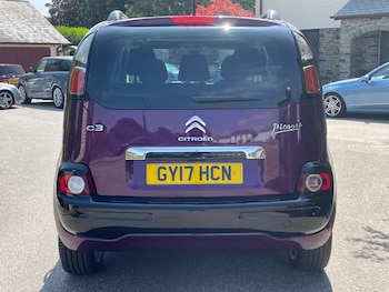 Used Citroen C3 Picasso 2017 for sale - 79310724: Photo