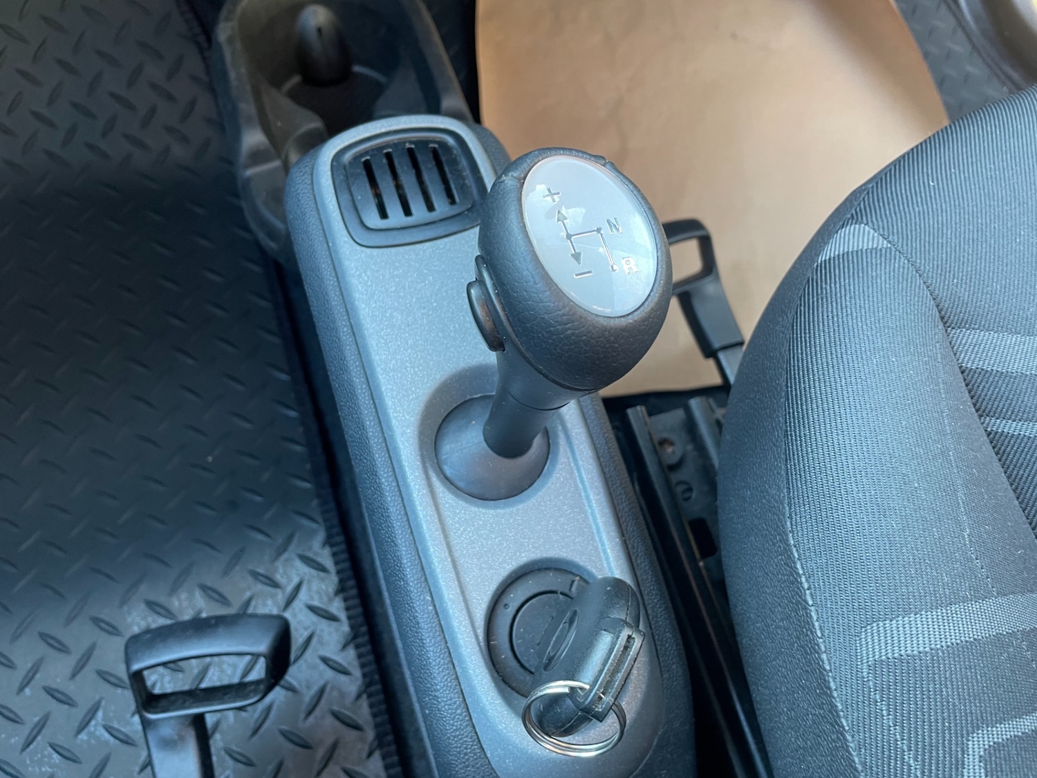 Used smart fortwo 2009 for sale - 76693147: Photo 11