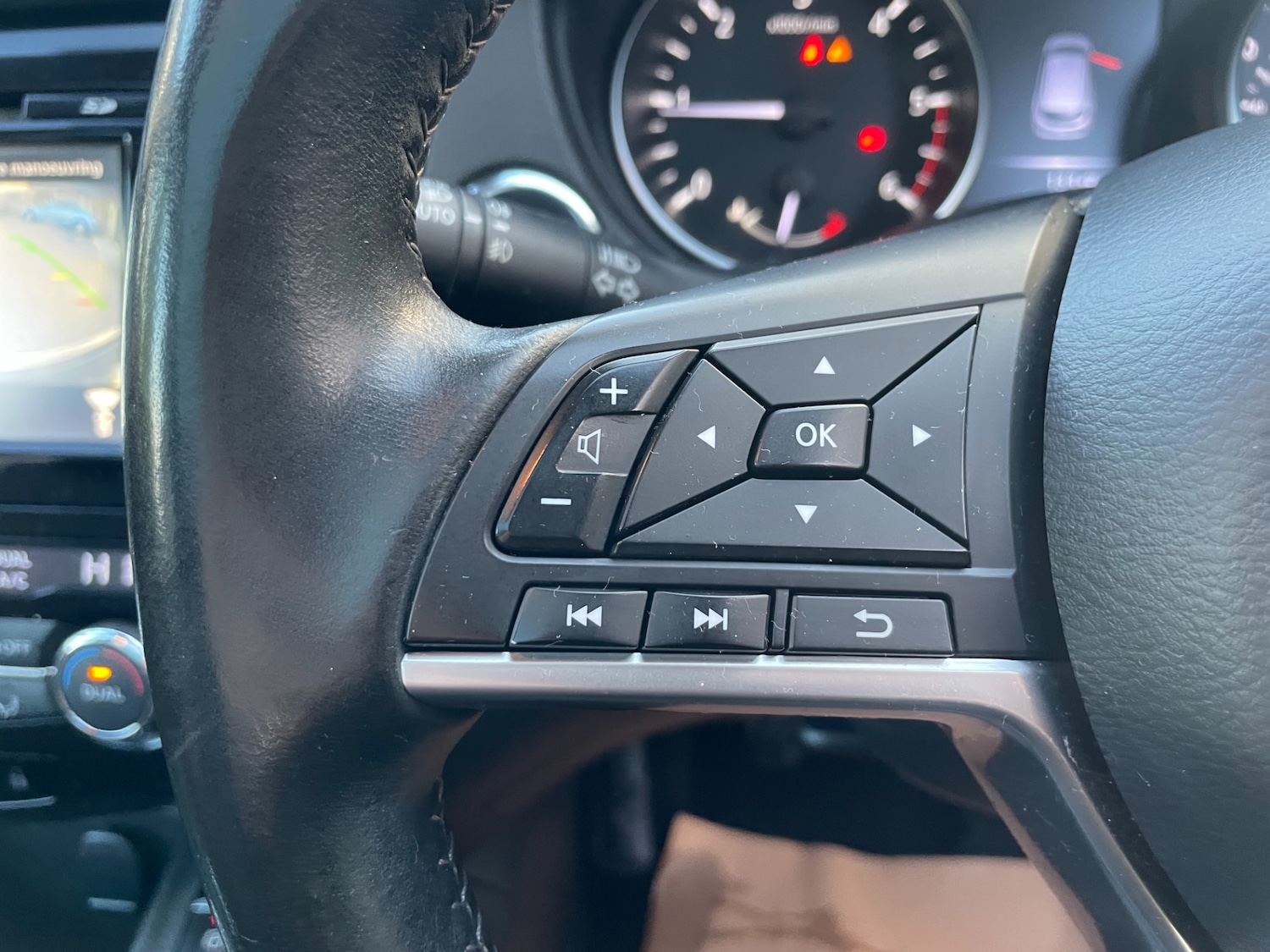 Used Nissan Qashqai 2018 for sale - 76534076: Photo 13