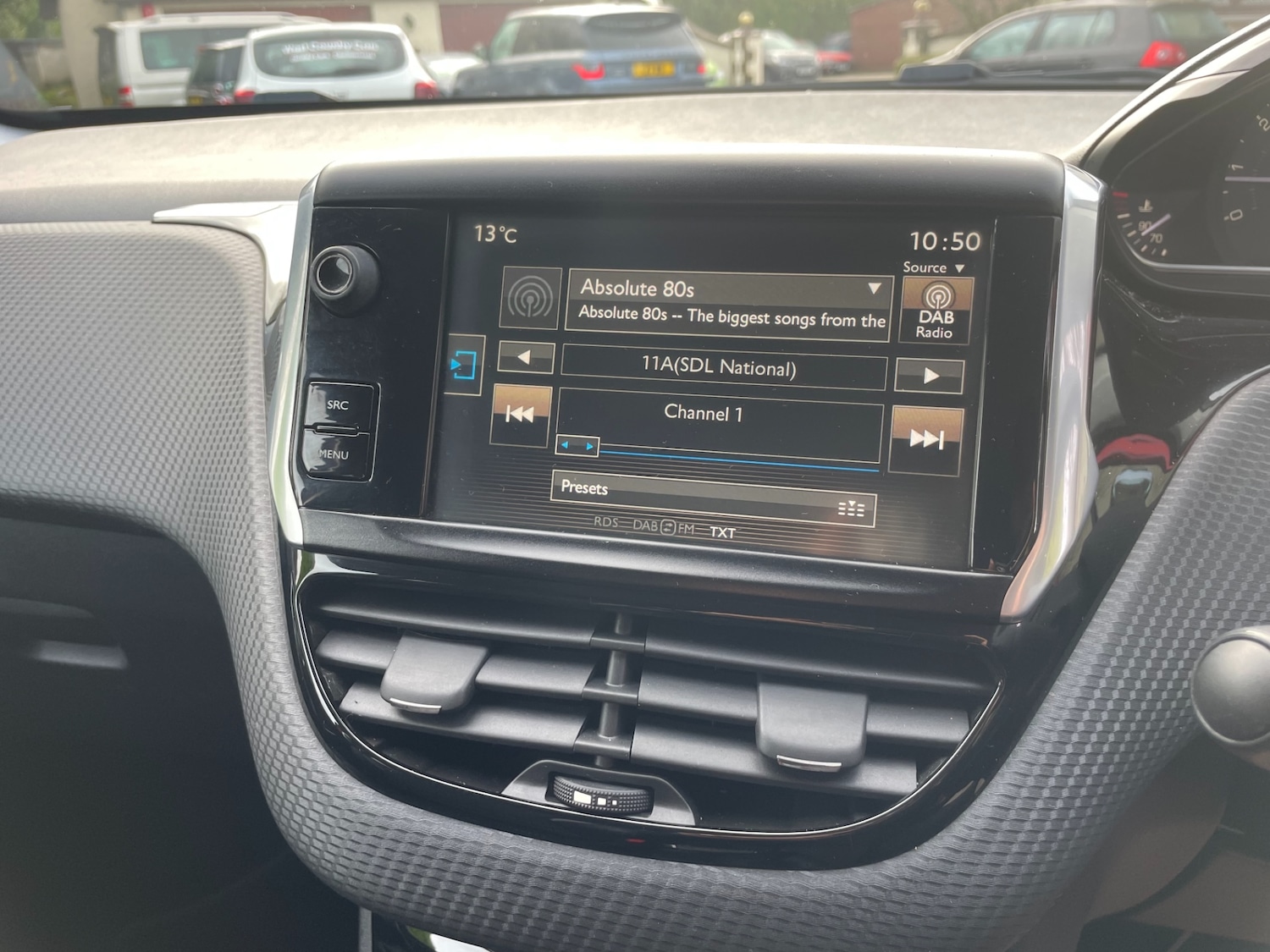 Used Peugeot 2008 2015 for sale - 76565097: Photo 11