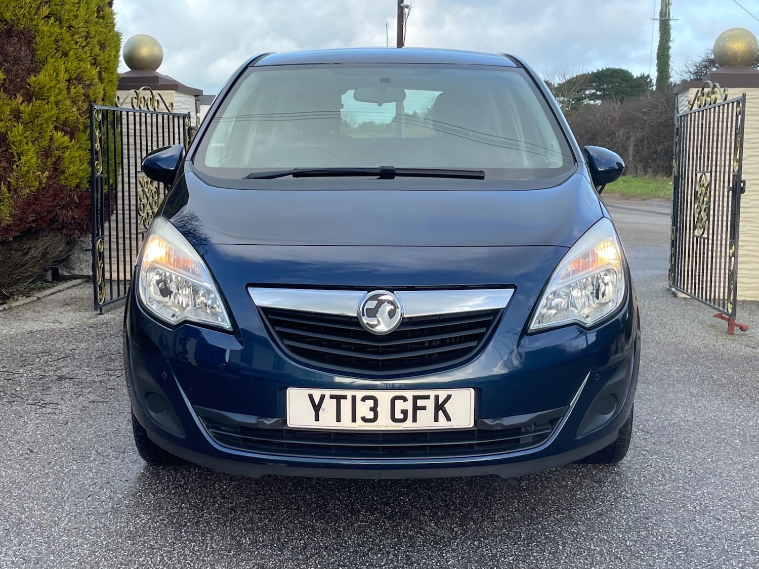 Used Vauxhall Meriva 2013 for sale - 77161216: Photo 2