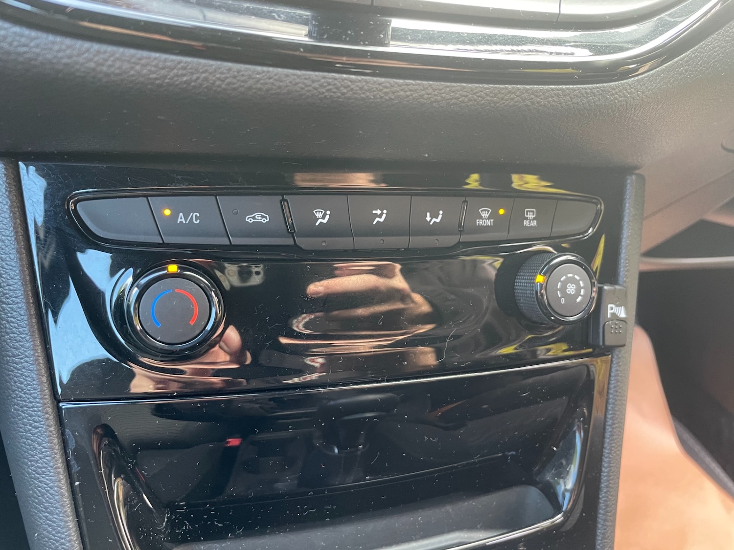 Used Vauxhall Astra 2017 for sale - 77223289: Photo 10