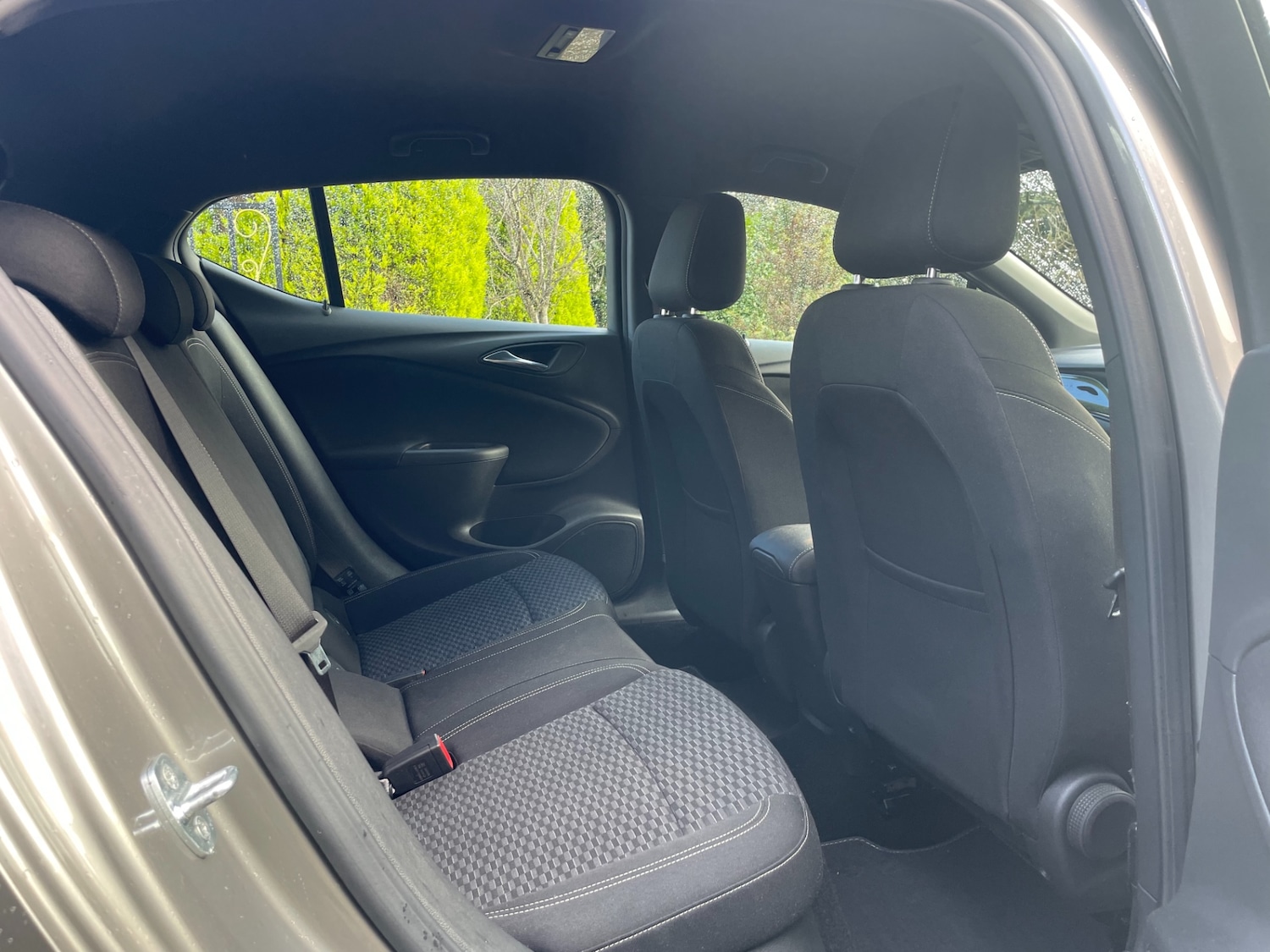 Used Vauxhall Astra 2017 for sale - 77223289: Photo 5