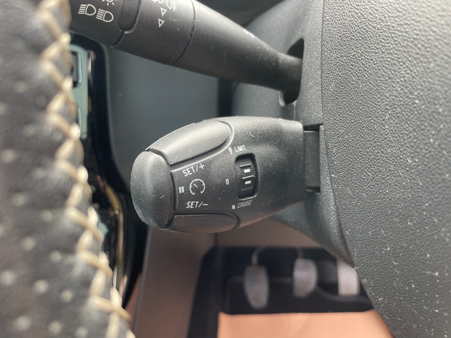 Used Citroen C3 Picasso 2016 for sale - 77984938: Photo 12