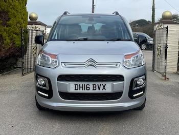 Used Citroen C3 Picasso 2016 for sale - 77984938: Photo