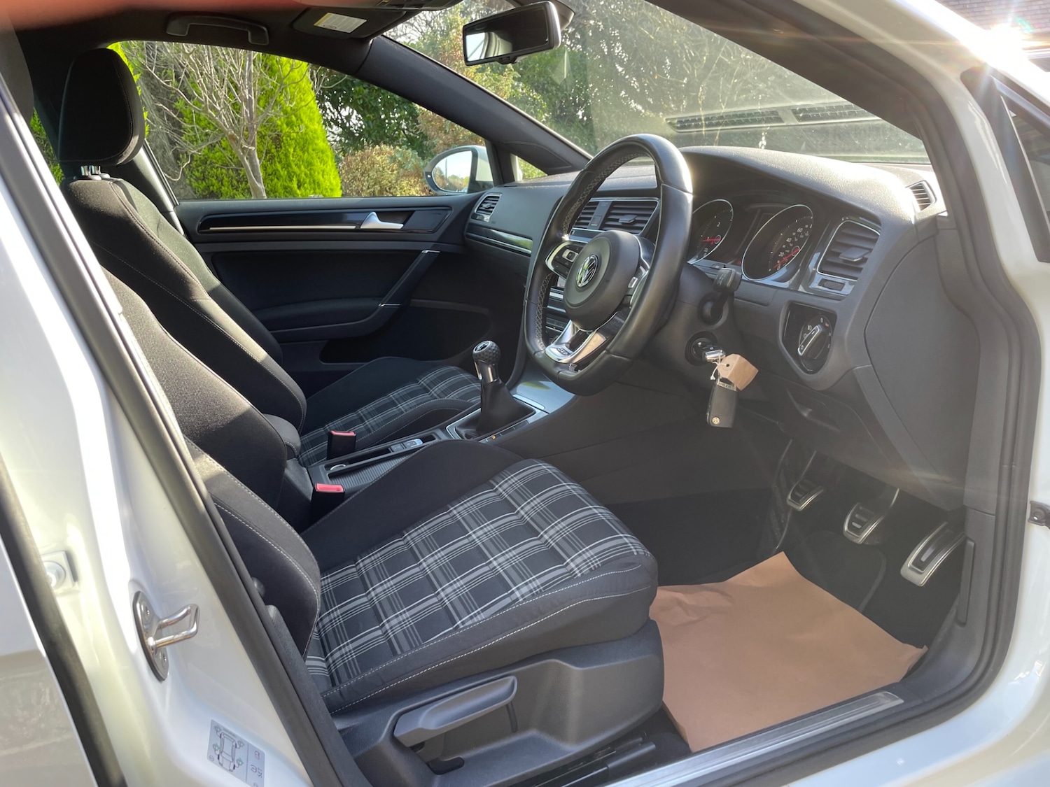 Used Volkswagen Golf 2014 for sale - 76735649: Photo 6