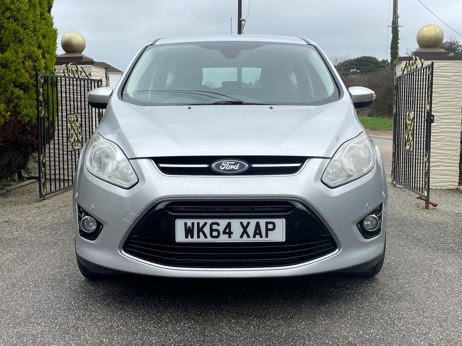 Used Ford C-Max 2014 for sale - 77663527: Photo 2