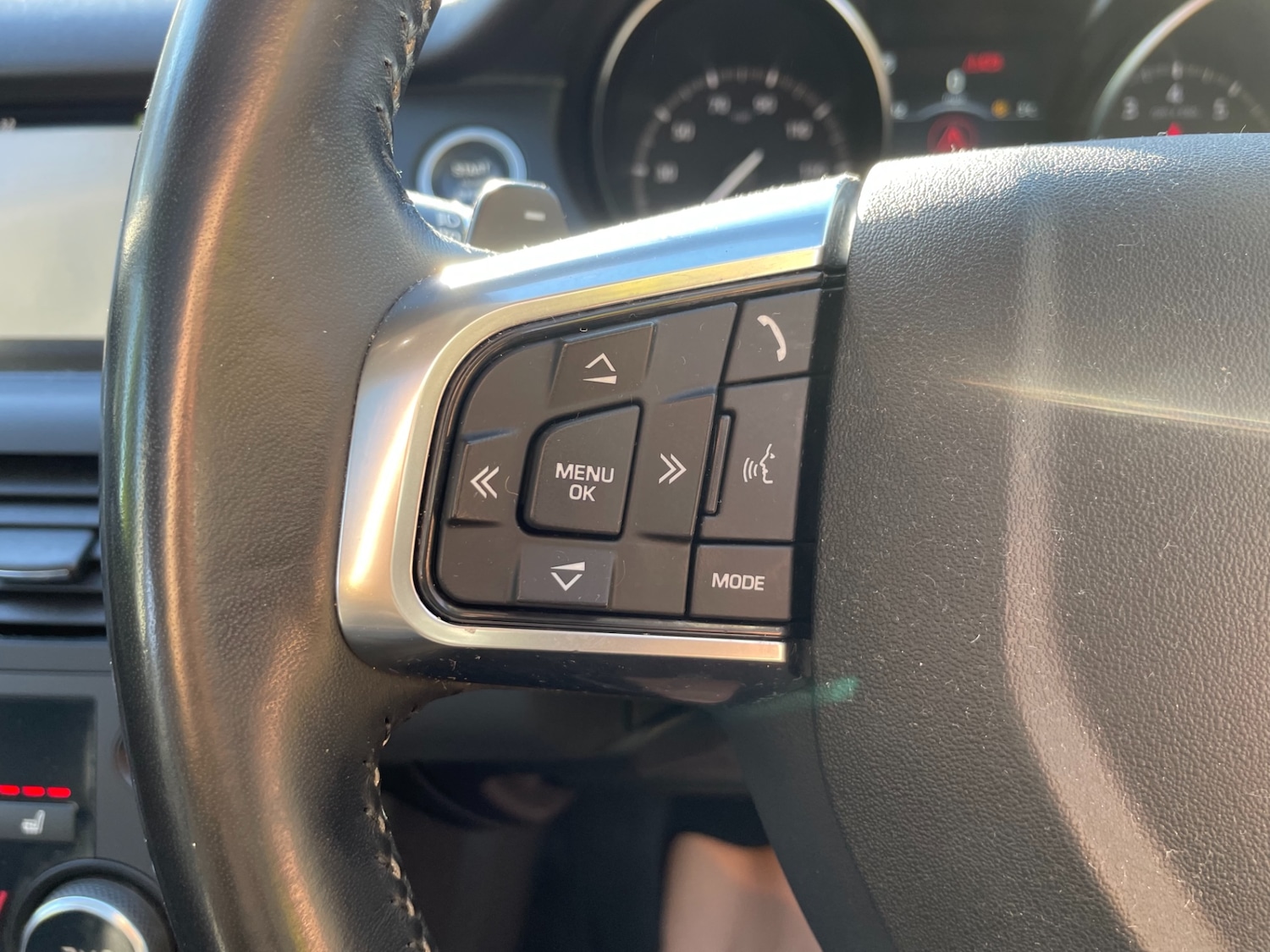 Used Land Rover Discovery Sport 2018 for sale - 77077396: Photo 15