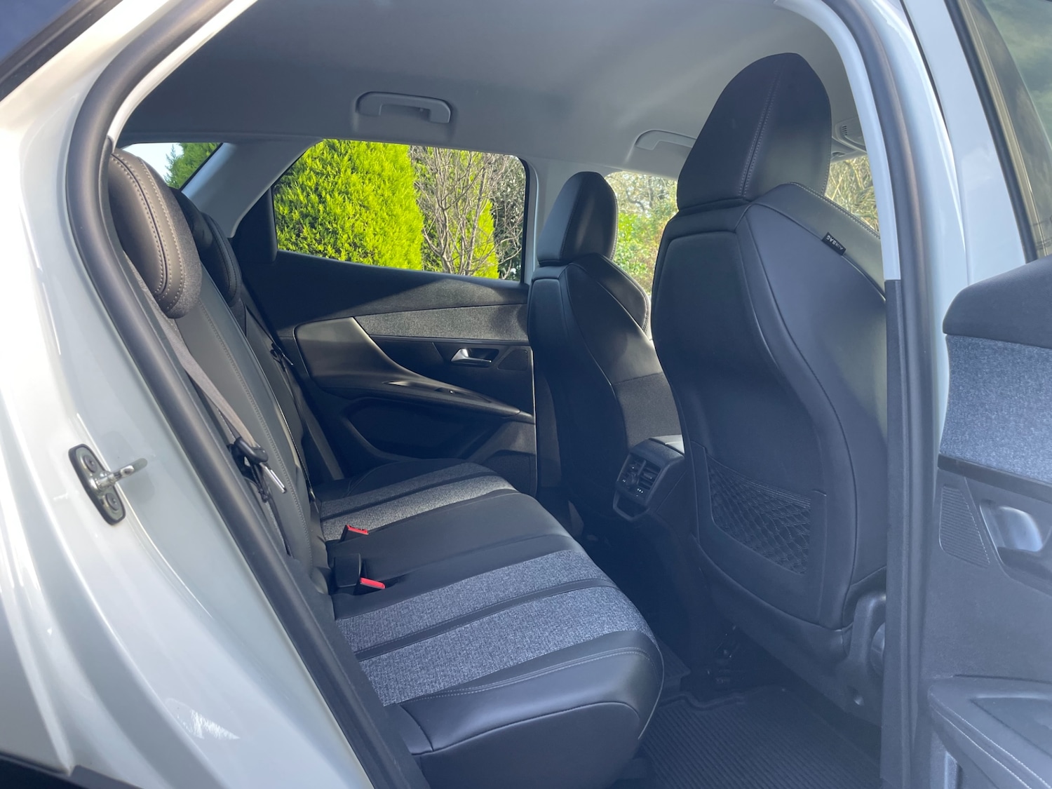 Used Peugeot 3008 2018 for sale - 77352229: Photo 5