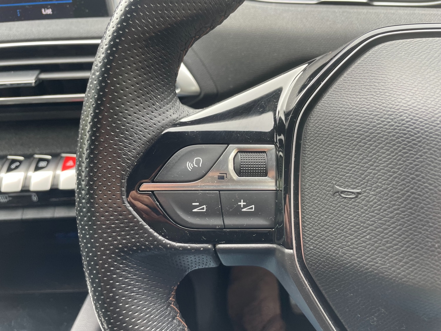 Used Peugeot 3008 2018 for sale - 78092500: Photo 15