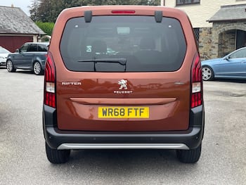 Used Peugeot Rifter 2018 for sale - 79842053: Photo