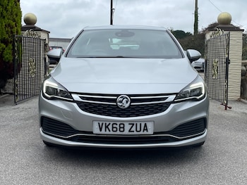 Used Vauxhall Astra 2018 for sale - 76006387: Photo 2