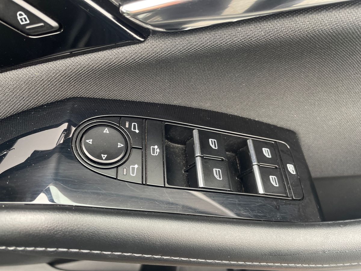 Used Mazda CX-30 2023 for sale - 76265583: Photo 24