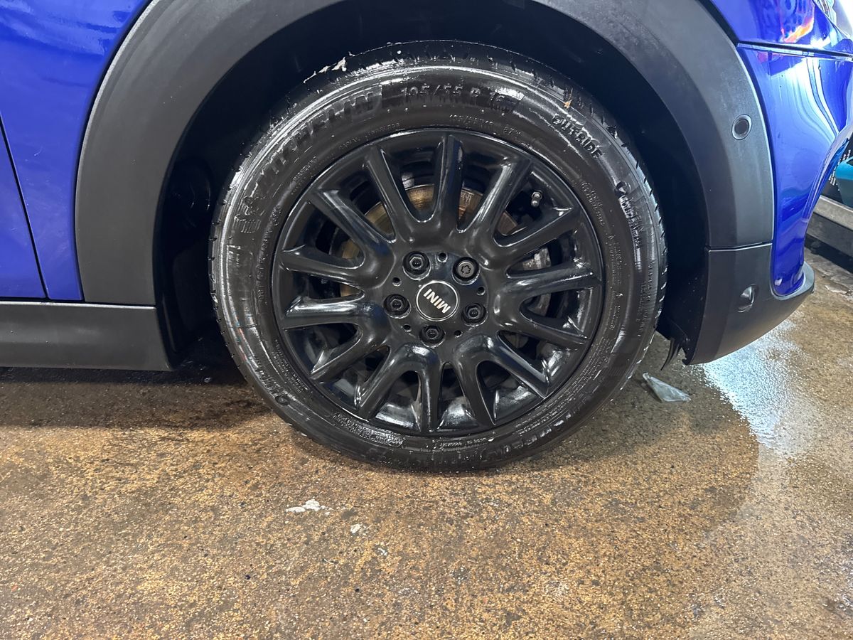 Used MINI Convertible 2019 for sale - 76796241: Photo 11