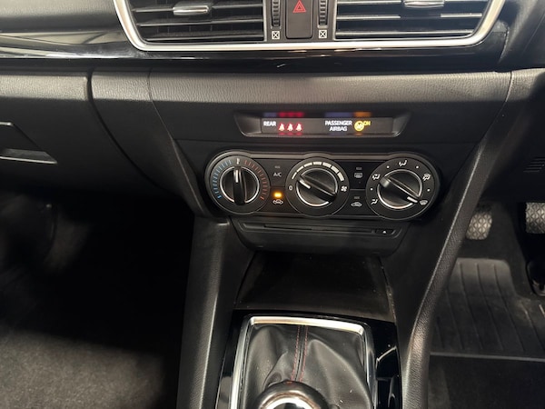 Used Mazda Mazda3 2014 for sale - 76241497: Photo 26