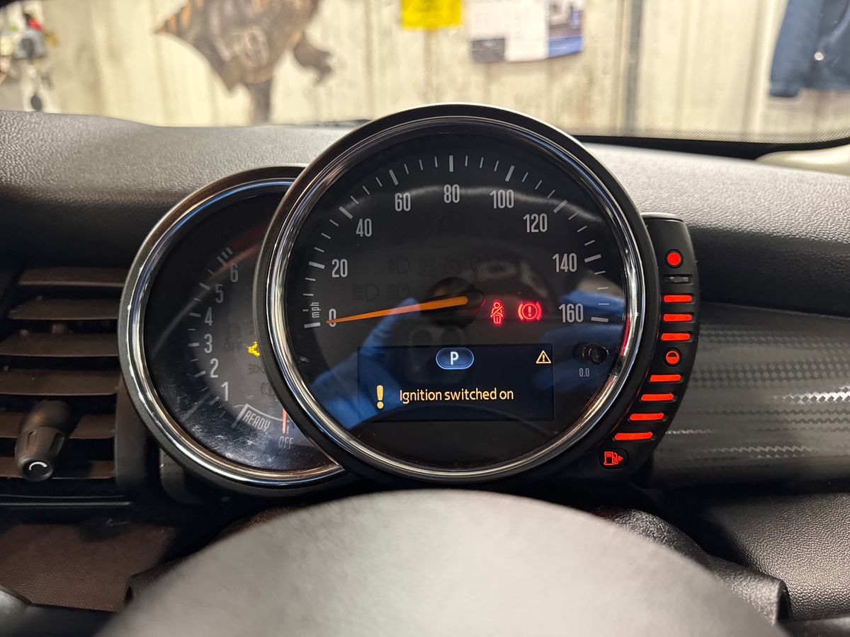 Used MINI Hatch 2017 for sale - 77934282: Photo 23