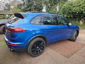 Used Porsche Cayenne 2017 for sale - 78028184: Photo