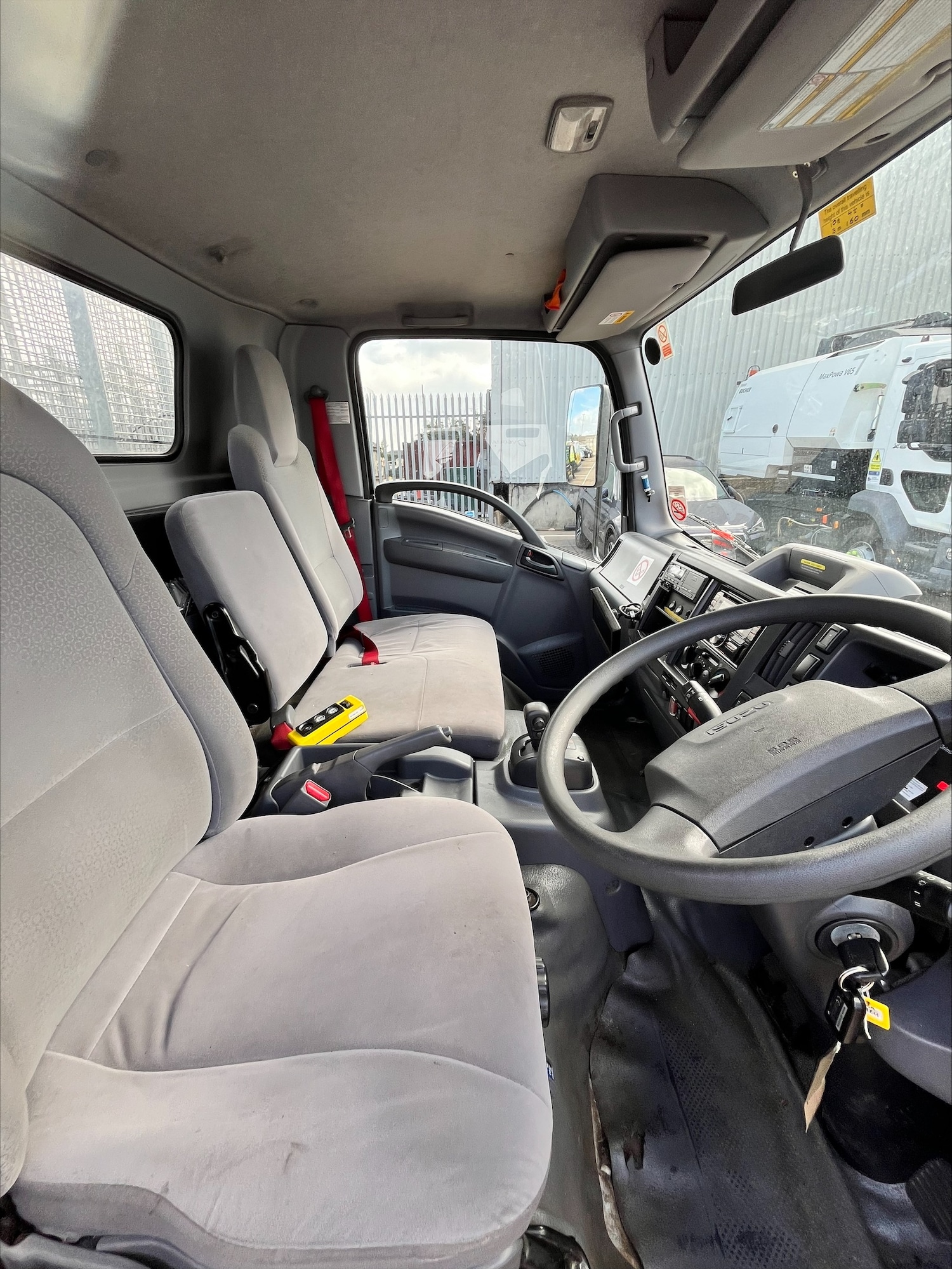 Used Isuzu Forward 2019 for sale - 76104470: Photo 19