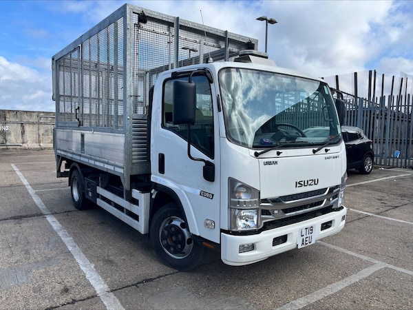 Used Isuzu Forward 2019 for sale - 76104470: Photo 1