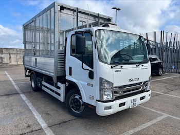 Used Isuzu Forward 2019 for sale - 76104470: Photo