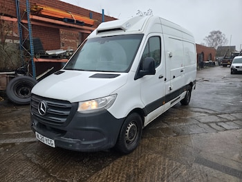 Mercedes-Benz Sprinter feature image
