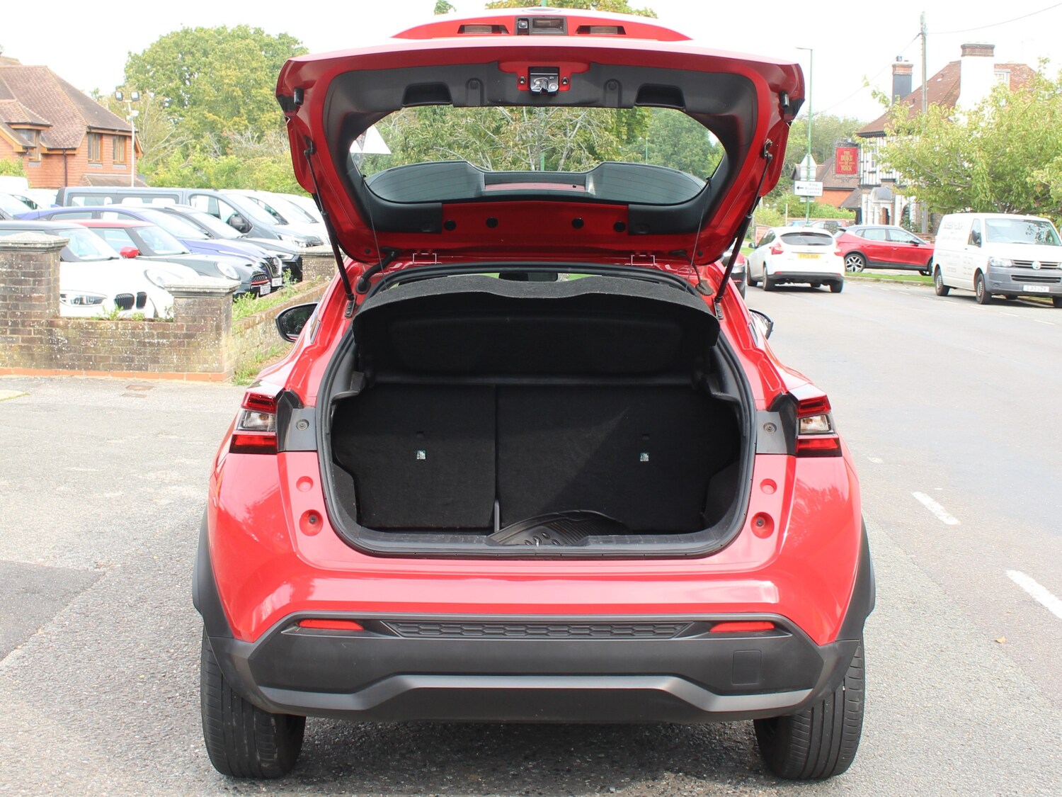 Used Nissan Juke 2023 for sale - 75999319: Photo 29