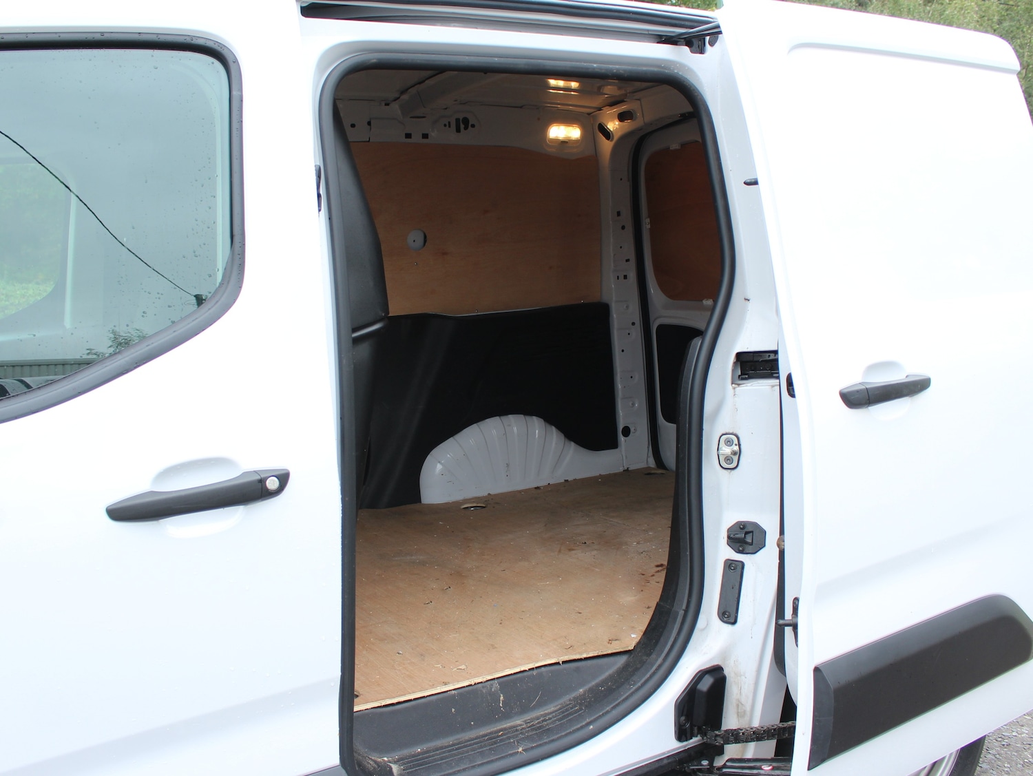 Used Vauxhall Combo 2024 for sale - 75974929: Photo 7