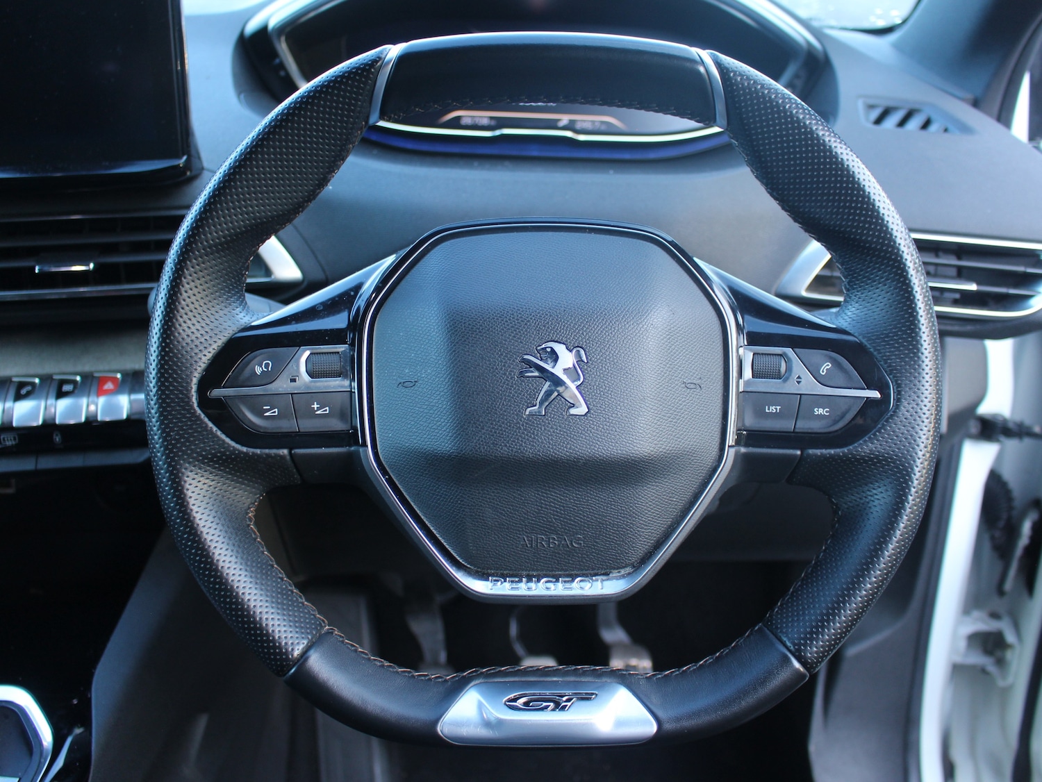 Used Peugeot 3008 2021 for sale - 76352970: Photo 6