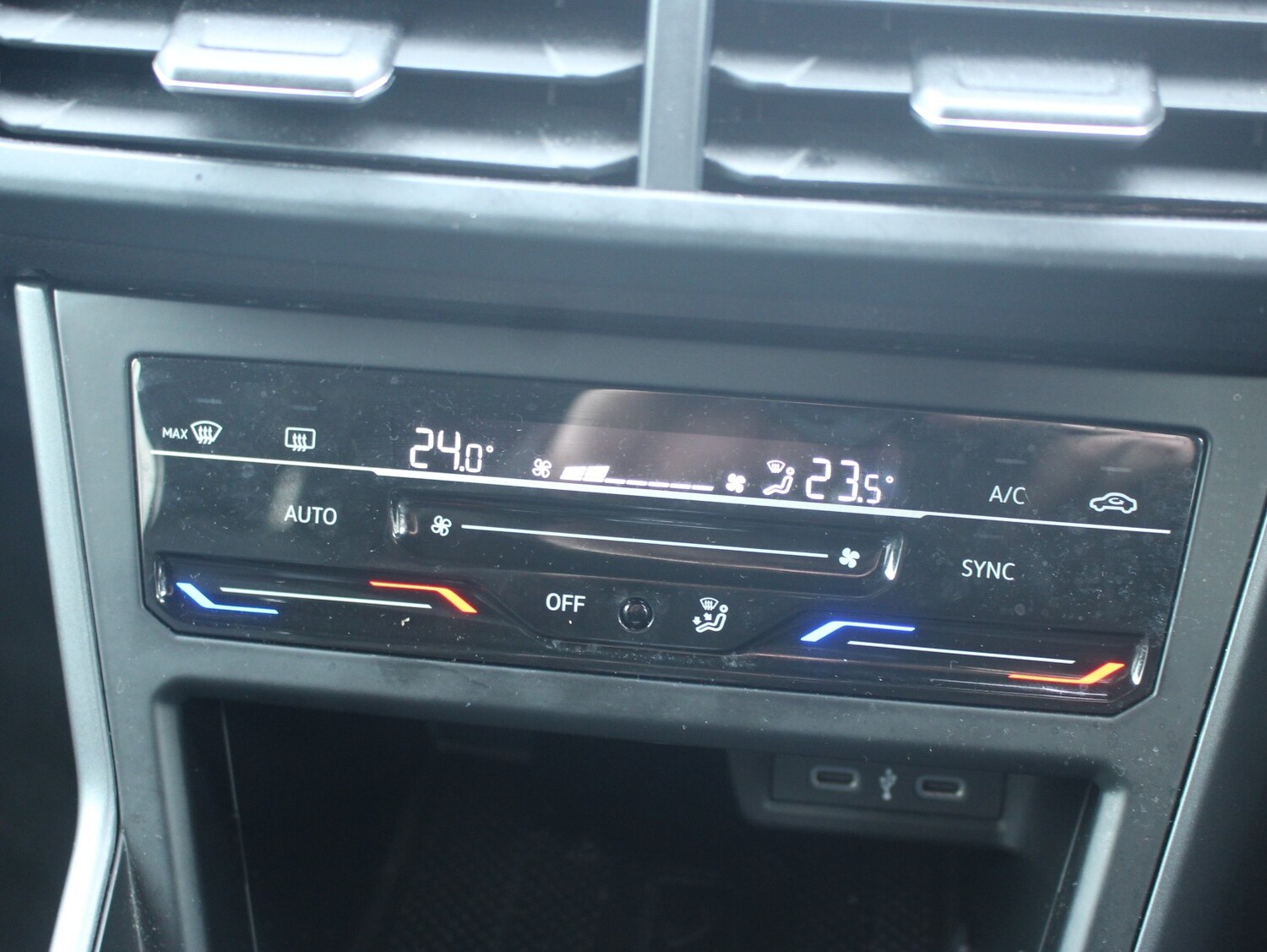 Used Volkswagen Taigo 2023 for sale - 77872262: Photo 28