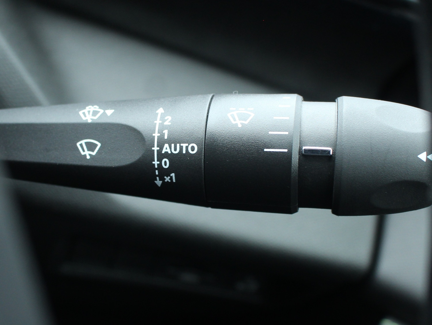 Used Peugeot 408 2024 for sale - 76577409: Photo 40