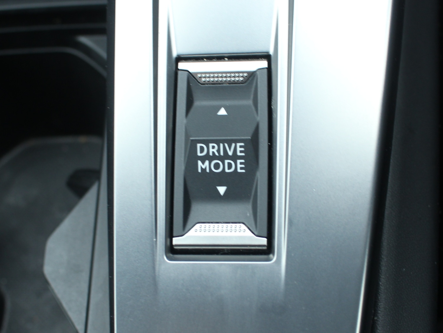 Used Peugeot 408 2024 for sale - 76577409: Photo 49