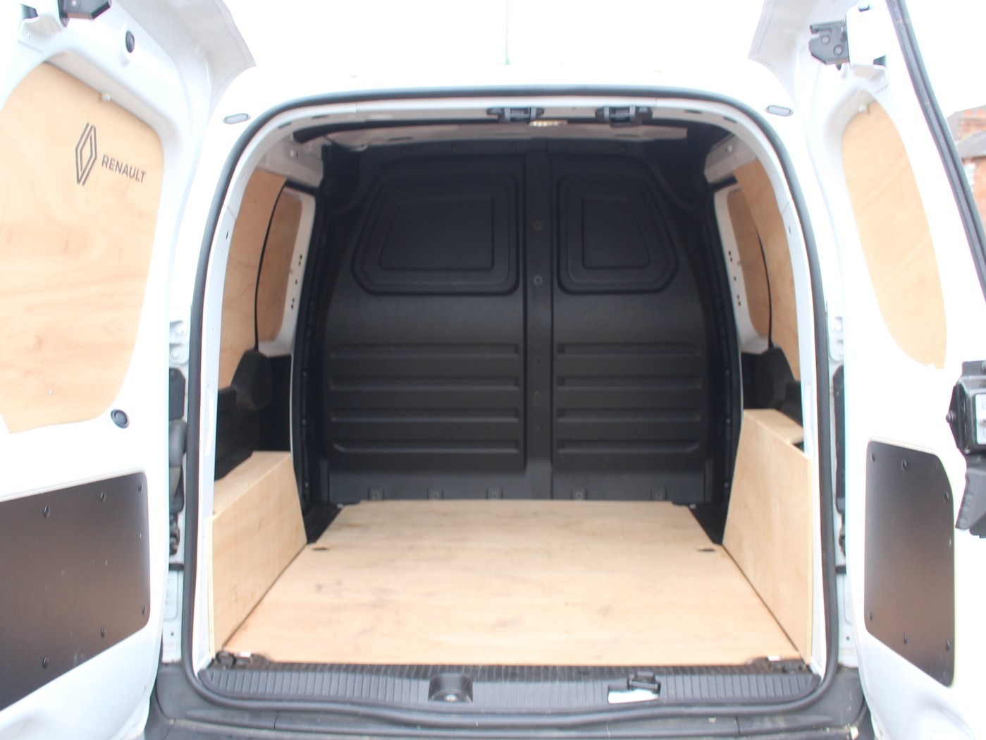 Used Renault Kangoo 2024 for sale - 76961886: Photo 12