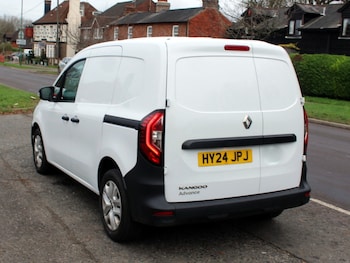 Used Renault Kangoo 2024 for sale - 76961886: Photo