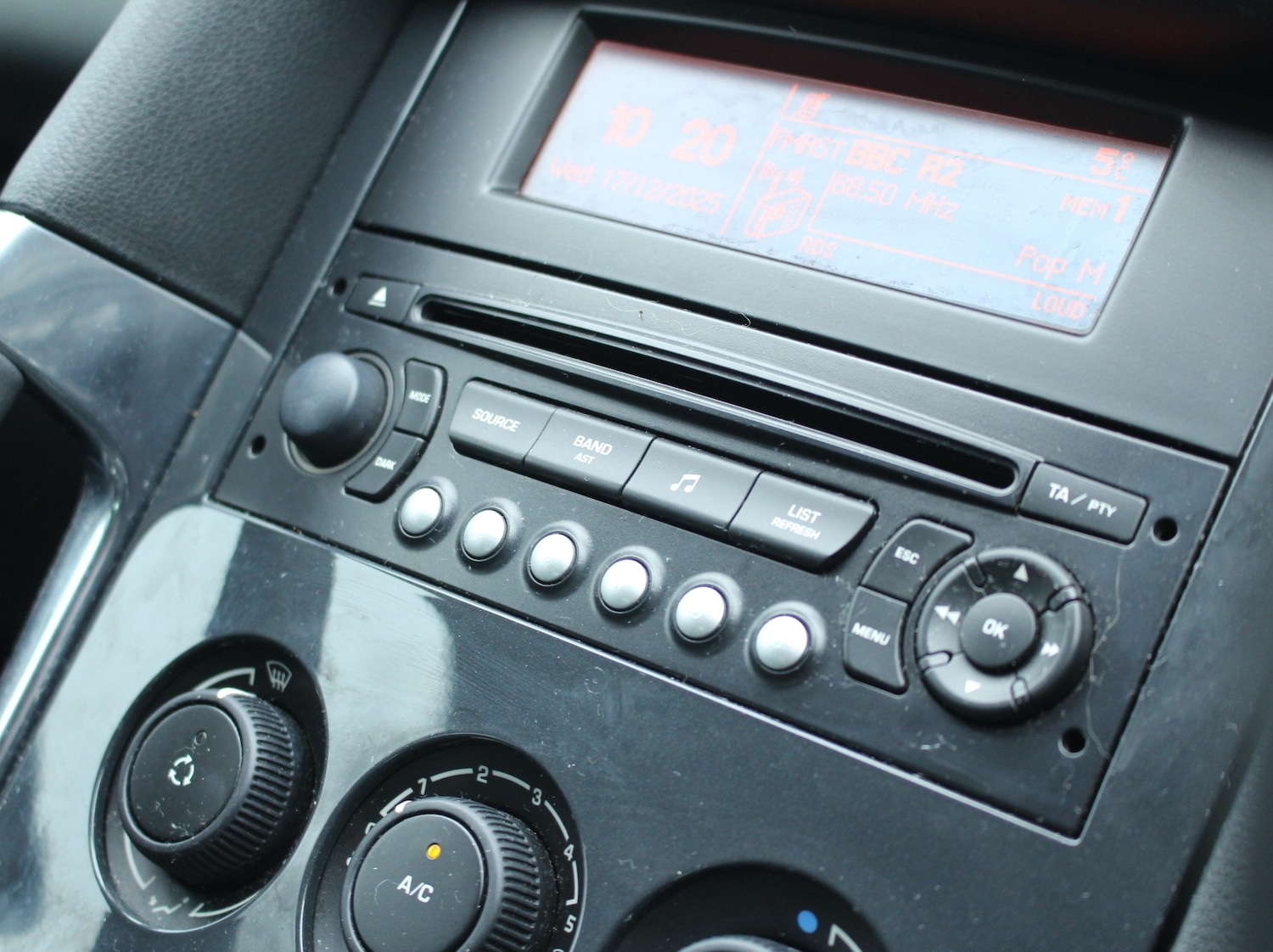 Used Peugeot 3008 2012 for sale - 76969086: Photo 21