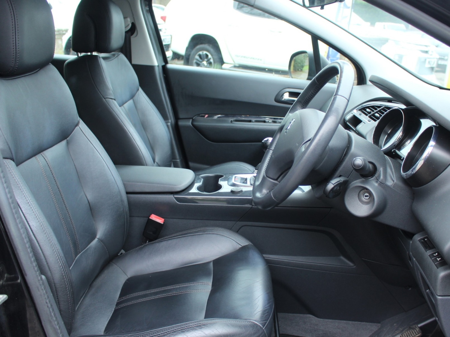 Used Peugeot 3008 2012 for sale - 76969086: Photo 4