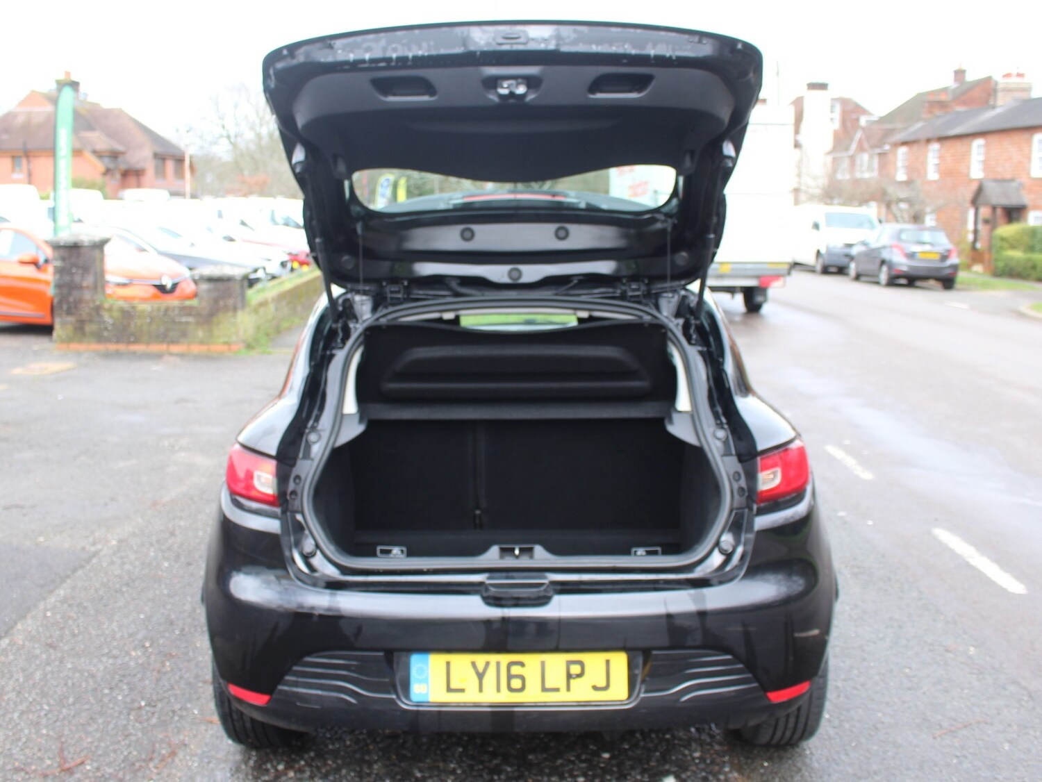 Used Renault Clio 2016 for sale - 77483285: Photo 11