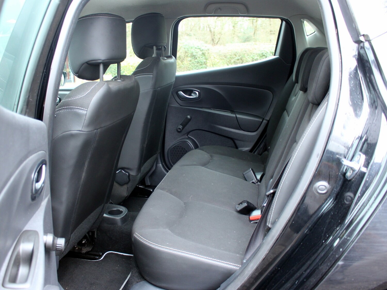 Used Renault Clio 2016 for sale - 77483285: Photo 12