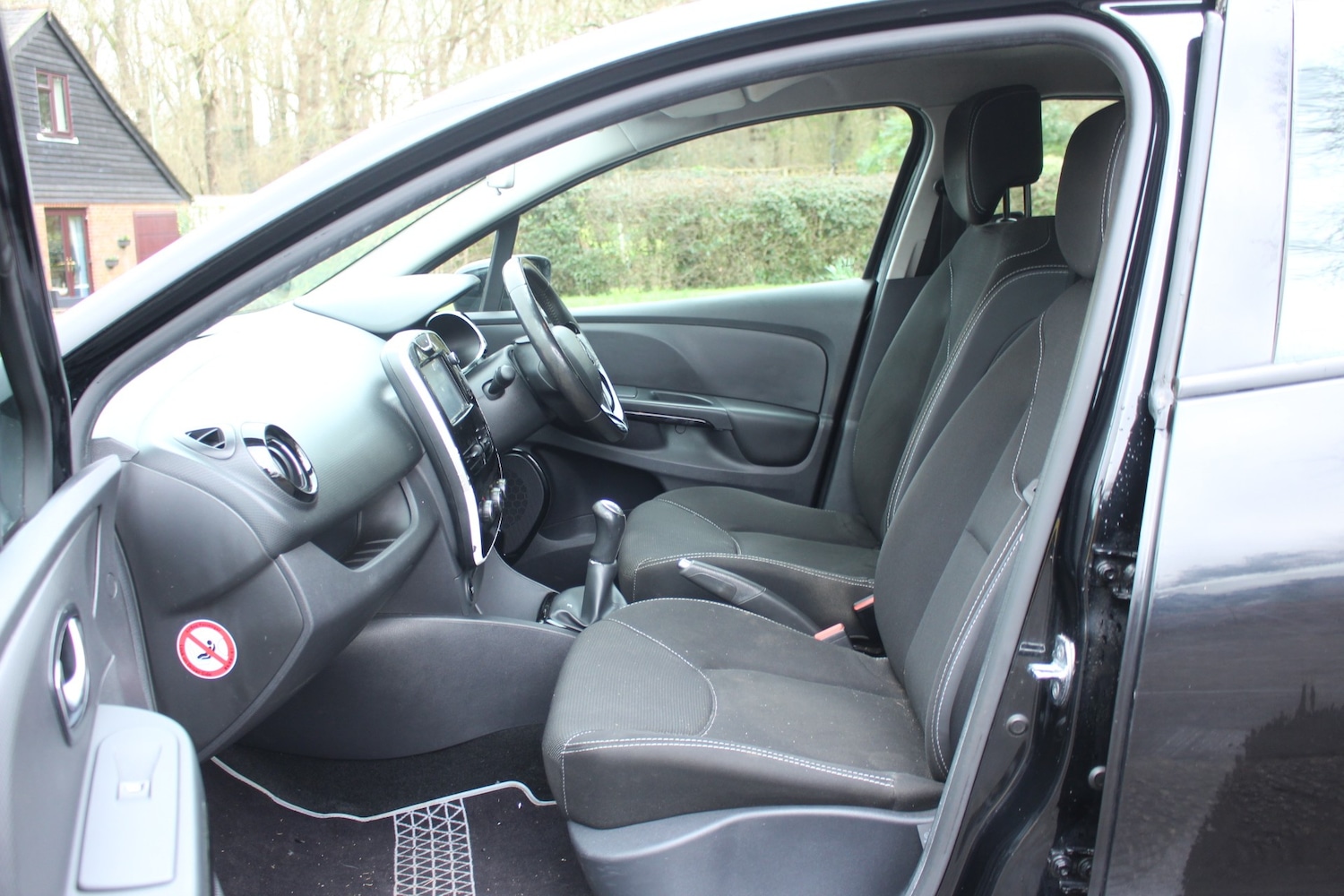 Used Renault Clio 2016 for sale - 77483285: Photo 4