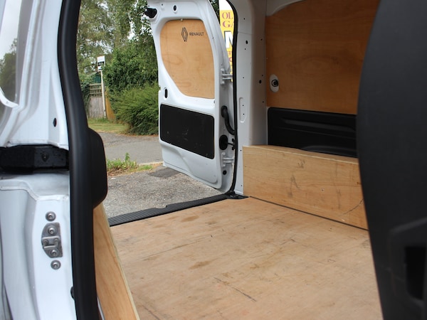 Used Renault Kangoo 2024 for sale - 75632639: Photo 15