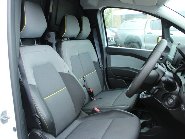 Used Renault Kangoo 2024 for sale - 75632639: Photo 38